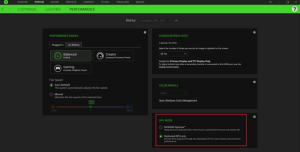 How to adjust or change the display refresh rate on a Razer Blade Manual Image