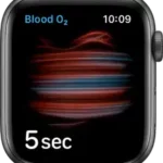 Measure blood oxygen levels on Apple Watch (Apple Watch Series 6 only) Manual Thumb